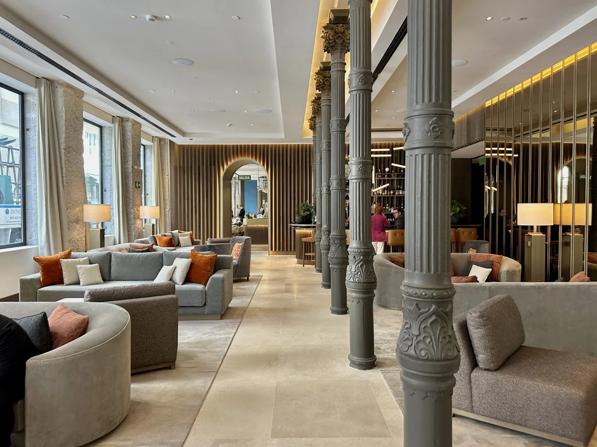 JW-Marriott-Madrid-Lobby-Lounge-From-Entrance